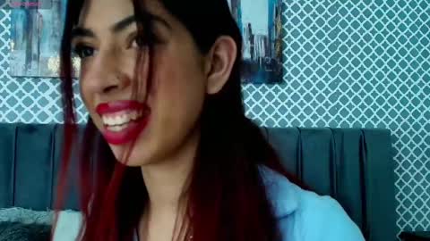 Snapshot of cassie_bloom chatting on October 1, 5:24 am cassie_bloom online show from October 1, 5:24 am