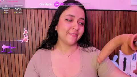 Snapshot of cassie_ibarra chatting on July 5, 5:20 pm cassie online show from July 5, 5:20 pm