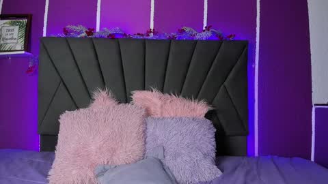 Cassie Jones online show from February 3, 6:24 am