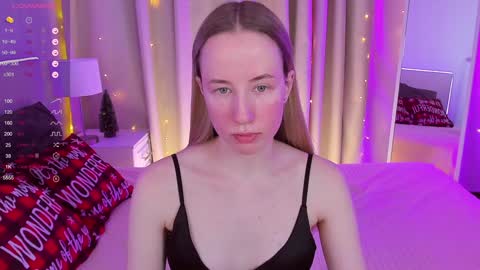 Snapshot of cassie_kelman chatting on December 21, 8:54 pm Cassie online show from December 21, 8:54 pm