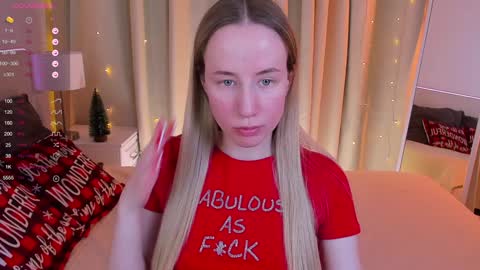 Snapshot of cassie_kelman chatting on December 26, 8:53 pm Cassie online show from December 26, 8:53 pm