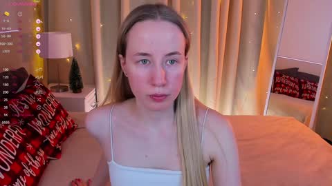 Snapshot of cassie_kelman chatting on January 5, 8:52 pm Cassie online show from January 5, 8:52 pm