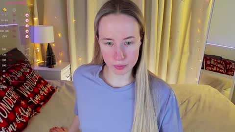 Snapshot of cassie_kelman chatting on January 12, 8:47 pm Cassie online show from January 12, 8:47 pm