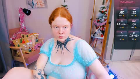 Snapshot of cassie_xkiss chatting on December 27, 4:54 pm Cassie online show from December 27, 4:54 pm