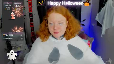 Cassie online show from October 31, 9:49 pm