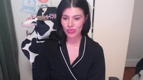 cassiealvarez online show from October 19, 2:45 am