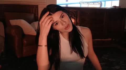 Snapshot of cassiealvarez chatting on March 17, 3:44 am cassiealvarez online show from March 17, 3:44 am