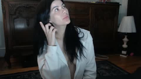 Snapshot of cassiealvarez chatting on March 26, 1:55 am cassiealvarez online show from March 26, 1:55 am