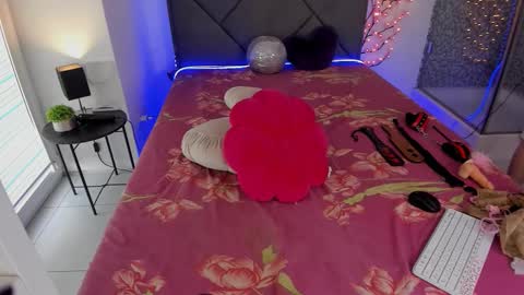 Cassie online show from September 16, 5:30 am