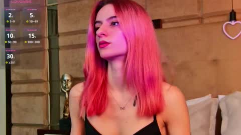 Snapshot of cassiefoxx_ chatting on March 3, 7:17 pm Cassie online show from March 3, 7:17 pm