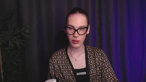 Cassie online show from March 15, 3:40 pm