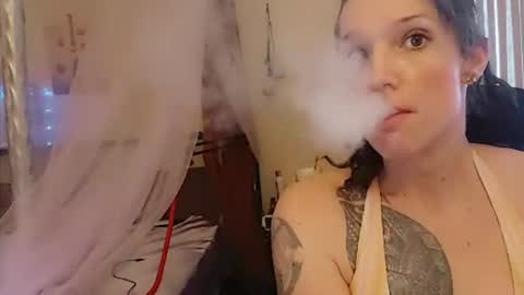 Cassiemichelle online show from June 9, 1:12 pm