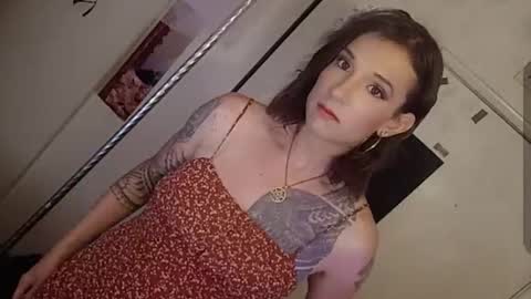 Cassiemichelle online show from July 4, 12:17 am