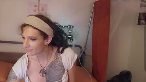 Cassiemichelle online show from July 14, 9:36 am