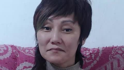 Snapshot of cassiopeia2025 chatting on March 8, 6:44 pm cassiopeia2025 online show from March 8, 6:44 pm