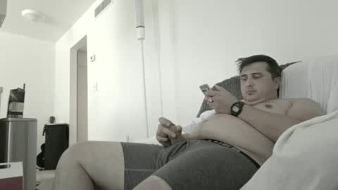 Snapshot of castortroyyyyy chatting on September 12, 6:19 pm Castor troyyyyy online show from September 12, 6:19 pm
