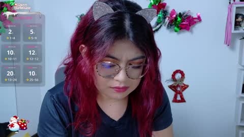 Snapshot of cat_white chatting on December 31, 11:42 am Cata online show from December 31, 11:42 am