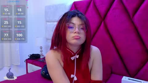 Snapshot of cat_white chatting on February 7, 12:06 pm Cata online show from February 7, 12:06 pm
