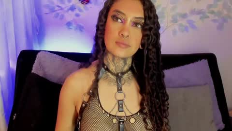 Cata green model independient online show from December 19, 9:49 pm