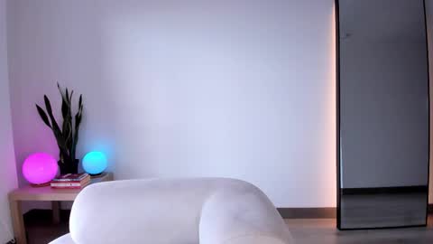 cata_n_cami online show from February 1, 9:24 pm