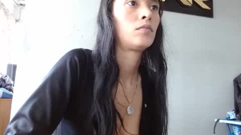 Snapshot of cata_sexy2410 chatting on July 7, 4:11 pm cata_sexy2410 online show from July 7, 4:11 pm