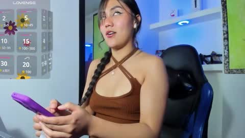 C A T A L E H I A online show from November 11, 9:04 pm