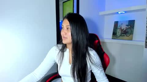 Snapshot of catalehia_milk chatting on February 10, 7:40 pm C A T A L E H I A online show from February 10, 7:40 pm