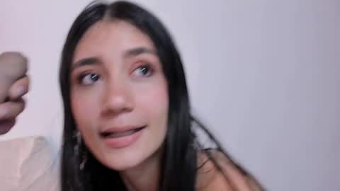 Snapshot of catalella_0 chatting on June 6, 12:32 pm Catalella online show from June 6, 12:32 pm