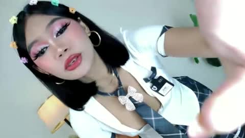 CatalenaX online show from November 18, 5:39 pm