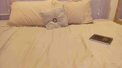 Cataleya online show from January 19, 2:21 pm