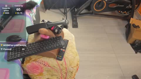 cataleya19__ online show from January 16, 3:02 pm