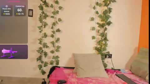 Snapshot of cataleya19__ chatting on March 6, 11:58 am cataleya19__ online show from March 6, 11:58 am