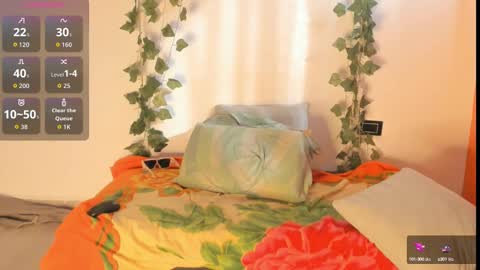 Snapshot of cataleya19__ chatting on September 10, 12:38 pm cataleya19__ online show from September 10, 12:38 pm