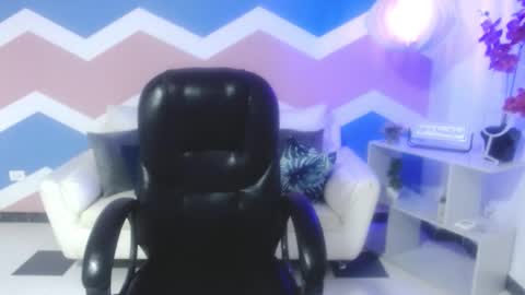 cataleya_eebony online show from December 1, 11:15 am