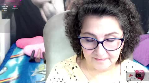 Snapshot of cataleya_mom_ chatting on March 11, 2:43 am cataleya  online show from March 11, 2:43 am