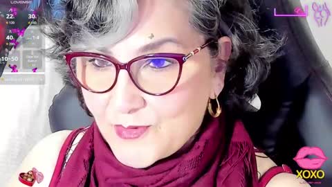 Snapshot of cataleya_mom_ chatting on September 9, 3:17 am cataleya  online show from September 9, 3:17 am