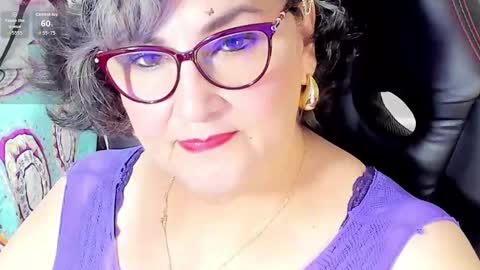 Snapshot of cataleya_mom_ chatting on September 13, 7:52 am cataleya  online show from September 13, 7:52 am