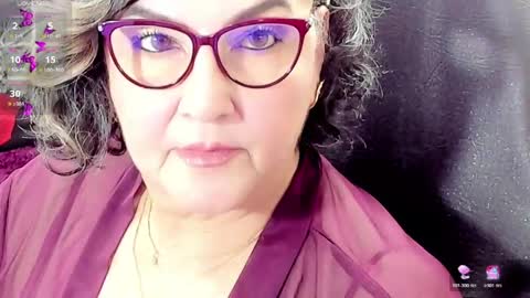 Snapshot of cataleya_mom_ chatting on May 18, 3:35 am cataleya online show from May 18, 3:35 am