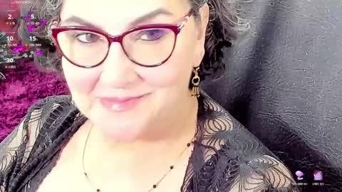Snapshot of cataleya_mom_ chatting on May 22, 4:08 am cataleya online show from May 22, 4:08 am