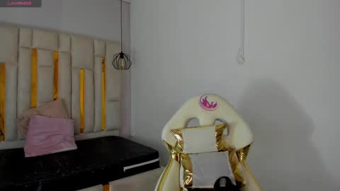 Snapshot of cataleya_sambrano chatting on October 16, 11:00 am Cataleya online show from October 16, 11:00 am
