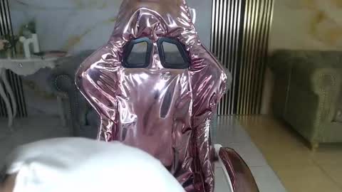 Catalina  online show from September 20, 1:12 pm