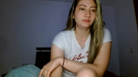 Snapshot of catalina764530197 chatting on July 23, 1:30 am Catalina online show from July 23, 1:30 am