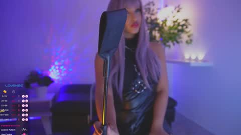 Catalina lovers online show from November 14, 9:02 pm