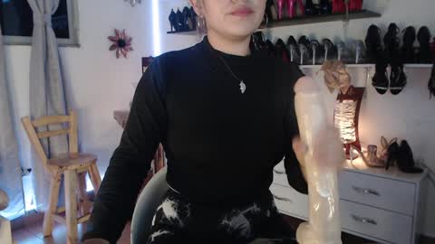 Catalina bruce2 online show from January 11, 7:28 am