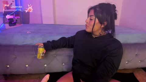 Catalina online show from December 13, 12:53 am