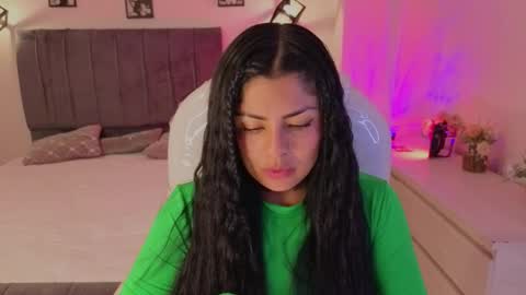 Catalina online show from November 15, 3:26 am