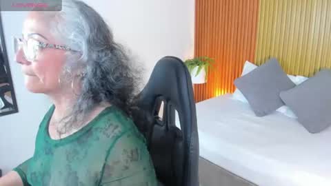 Snapshot of catalina_villan chatting on July 2, 6:25 pm C A T A L I N A online show from July 2, 6:25 pm