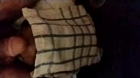 Snapshot of catdaddy179057 chatting on October 16, 12:06 pm catdaddy179057 online show from October 16, 12:06 pm