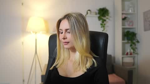 catecrago  online show from November 5, 9:20 am