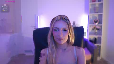 catecrago  online show from March 23, 9:02 am